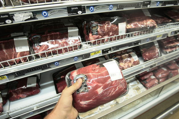 Argentinada: supermercados remarcaron a dos manos los cortes de carne mÃ¡s consumidos en las fiestas de fin de aÃ±o