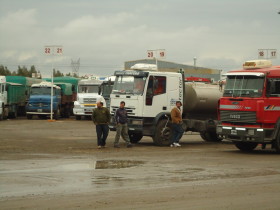Primer dÃ­a del paro agropecuario: ingresaron mÃ¡s de 3200 camiones a las terminales portuarias santafesinas