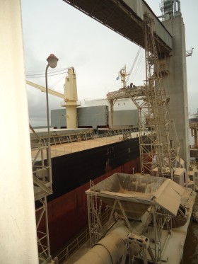No se registraron embarques de granos en las terminales portuarias argentinas por el Paro Nacional de la CGT