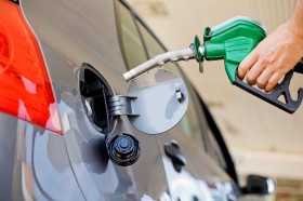 Parte del soluciÃ³n del dÃ©ficit energÃ©tico estÃ¡ en el campo: pero las compaÃ±Ã­as automotrices se oponen a un mayor uso de biocombustibles