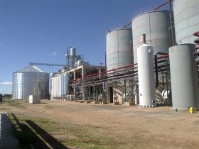 Los tamberos no estÃ¡n solos: la industria del etanol maicero tambiÃ©n estÃ¡ en el horno por un aumento sideral de costos