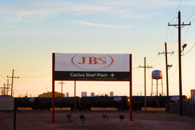 InternacionalizaciÃ³n: cuatro de las mayores diez operaciones de inversiones externas realizadas por corporaciones latinoamericanas fueron protagonizadas por la brasileÃ±a JBS