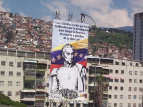 Consecuencias del desdoblamiento cambiario: Venezuela paga por la bola de lomo argentina un 28% mÃ¡s que Rusia